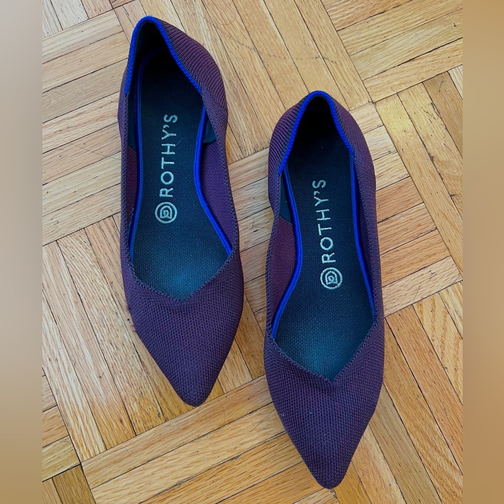 Rothy's Pointed Toe Flat - size 7.5 - burgundy
